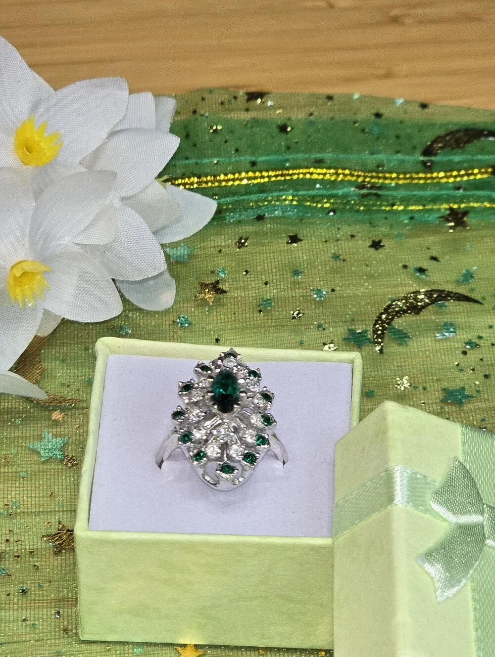 Emerald Green Tone Marquise Cluster Ring - Women Jewelry - Picture 11 of 12